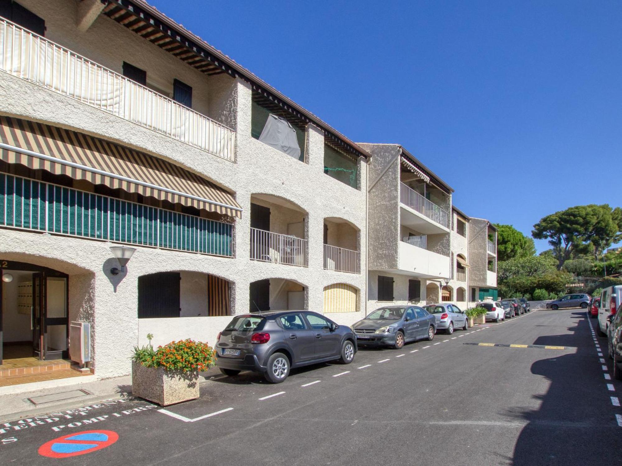 Apartment Les Aigues Marines-12 By Interhome Ла-Мадраг Экстерьер фото